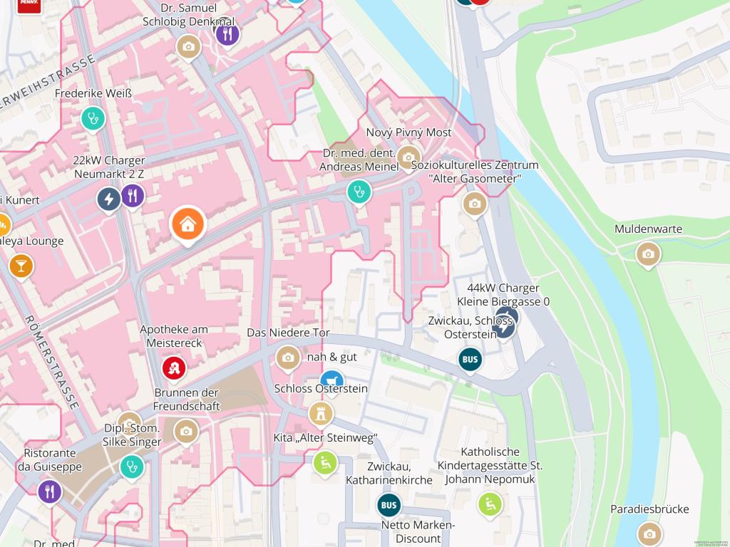 EINBAUKÜCHE, ERKER, PERSONENAUFZUG und PKW-Stellplatz plus eine 2-Zi.-Wohnung im Zentrum... was will man mehr? - Photo 4