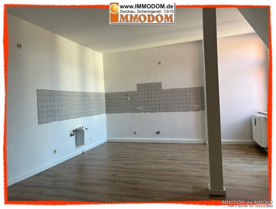 3-Zimmer-Wohnung in Zwickau-Nordvorstadt, herrschaftliches Wohnen mit großer Wohnküche, Erker und 2 Balkonen! - Foto 5