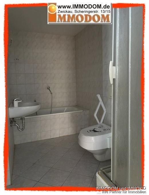 2-Zimmer-Wohnung, neu renoviert, in Aue/Erzgebirge sofort zu vermieten! - Photo 2