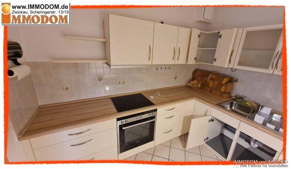 Große 2-Raum-Wohnung mit Einbauküche, BALKON und Personenaufzug zentral in Zwickau zu vermieten! - Photo 4