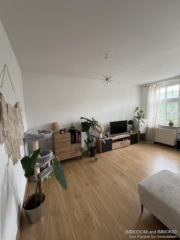 2-Zimmer-Wohnung mit EINBAUKÜCHE, LAMINAT, großer Küche und schönem Badezimmer zu vermieten! - Photo 5