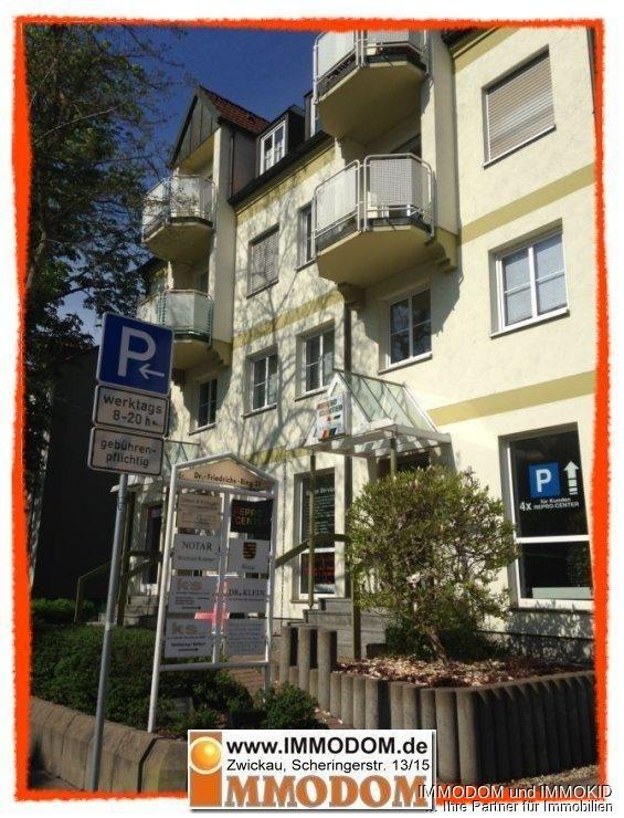2-Zimmer-Dachgeschosswohnung mit EINBAUKÜCHE in Zwickau-Zentrum zu vermieten! - Foto 2