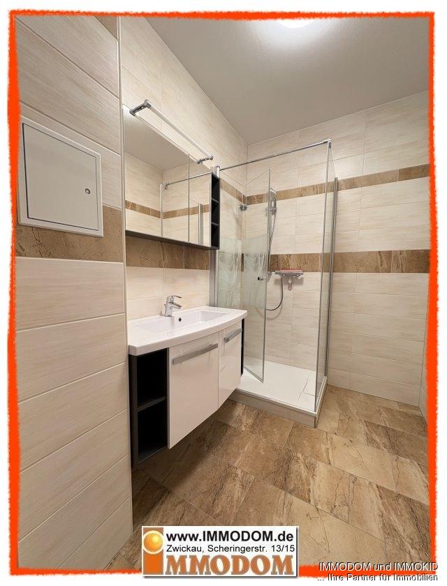 2-Zimmer-Wohnung, NEU RENOVIERT, zu vermieten! Garage bzw. PKW-Stellplatz im Hof möglich - Photo 4