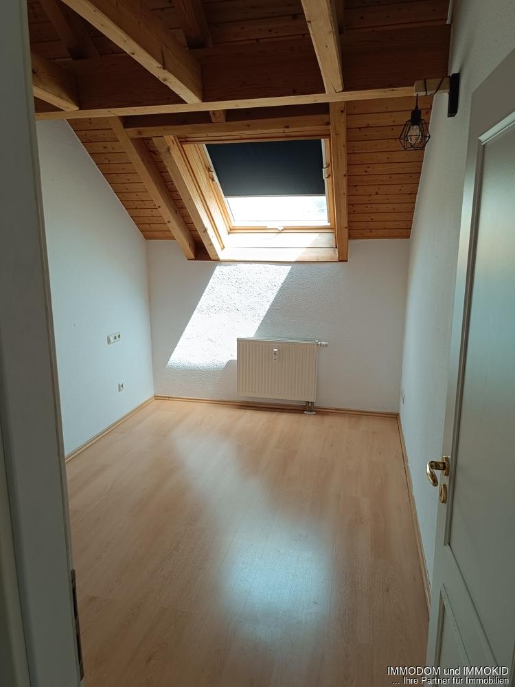 Sehr schöne 3-Zimmer-Wohnung über 3 Etagen mit Dachterrasse in ruhiger Citylage zu vermieten! - Foto 4