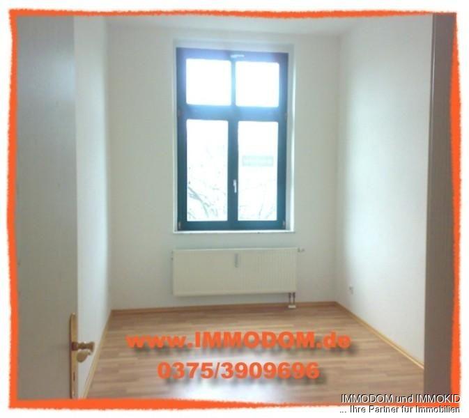 2,5-Zimmer-Wohnung mit großen BALKON und LAMINAT im Zentrum Zwickaus zu vermieten! - Photo 3