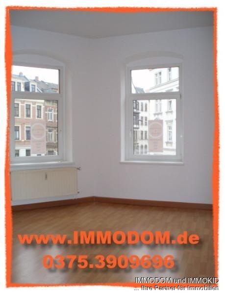 3-Zimmer-Wohnung mit LAMINAT, BALKON und Tageslichtbad mit Wanne und Dusche zu vermieten! - Foto 1