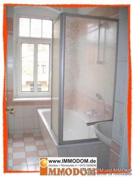 3-Zimmer-Wohnung in Zwickau mit EINBAUKÜCHE, BALKON und PERSONENAUFZUG zu vermieten! - Photo 2