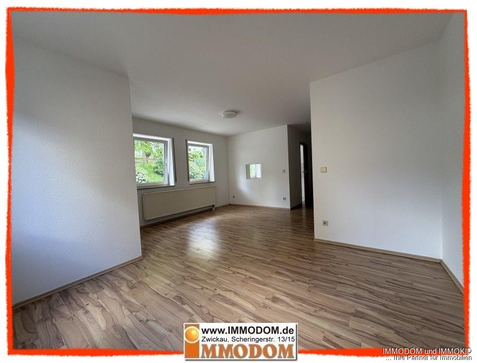 Singlewohnung mit Terrasse, neu renoviert und klein aber sehr gemütlich, in Aue/Erzgebirge zu vermieten! - Photo 2