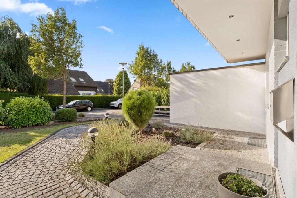 Vorgarten - Patrick Pfeiffer Immobilien Straelen