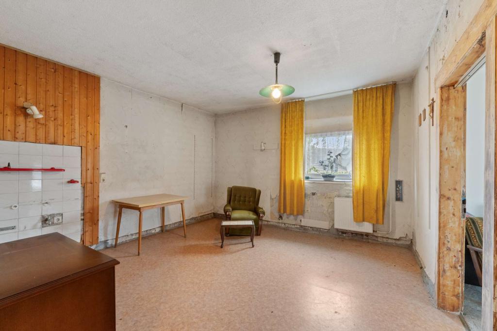 Zimmer 1 OG - Patrick Pfeiffer Immobilien