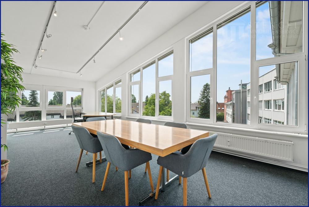 Büro 4
