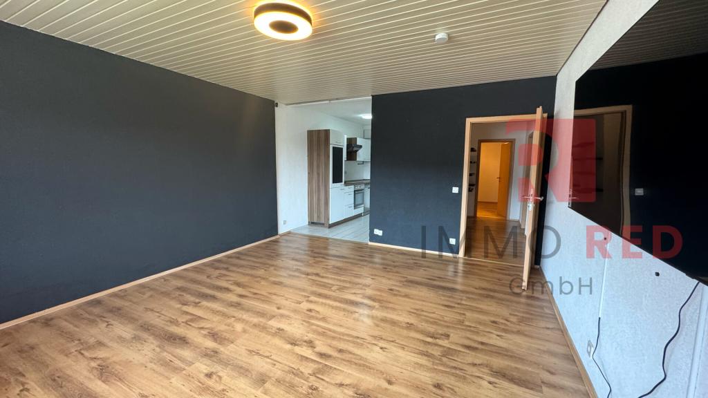 **Wohnen im Grünen - charmante 3 Zimmmer-Wohnung in Bad Herrenalb** - Photo 2