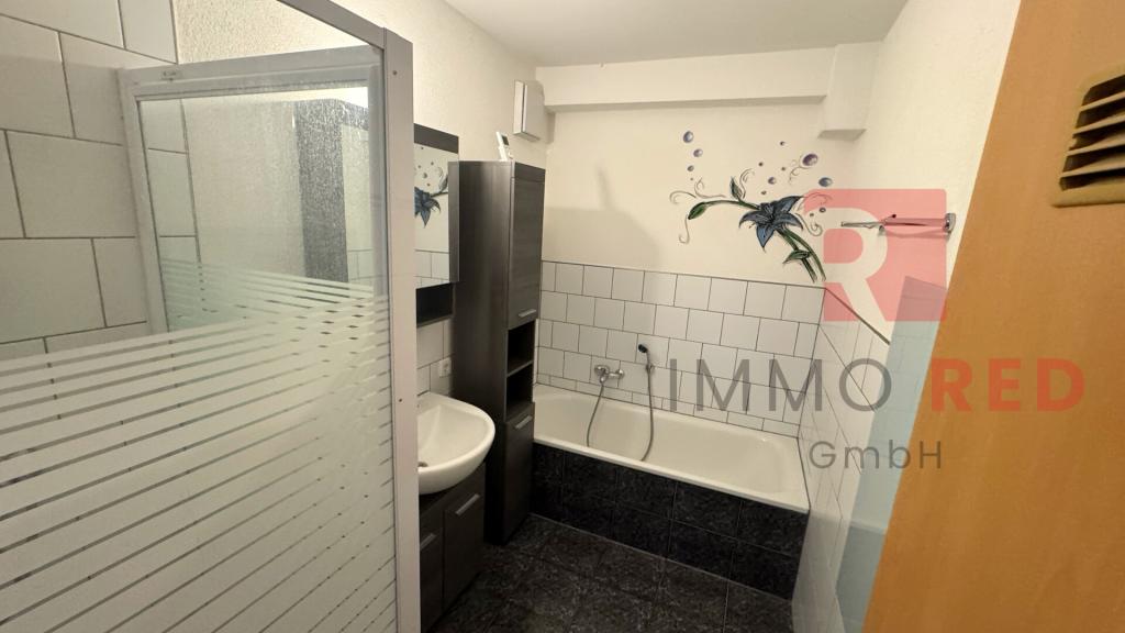 **Wohnen im Grünen - charmante 3 Zimmmer-Wohnung in Bad Herrenalb** - Photo 4