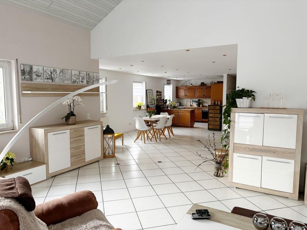 Großzügige 4-Zimmer-Wohnung + Wintergarten in Modautal-Ernsthofen - Foto 4