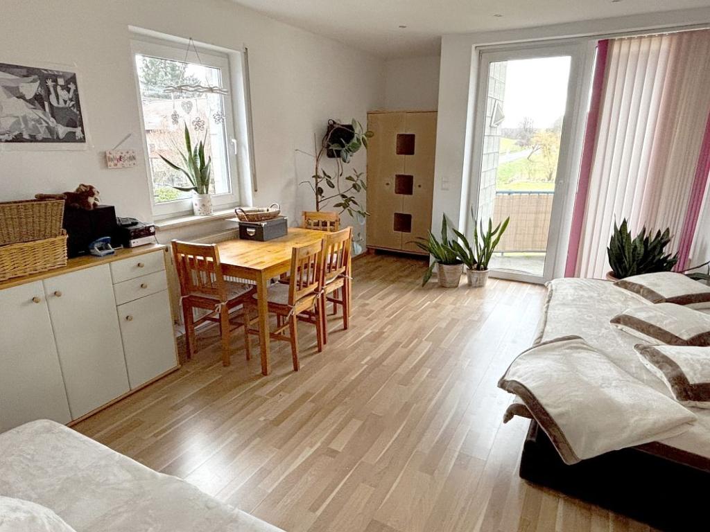 Großzügige 4-Zimmer-Wohnung + Wintergarten in Modautal-Ernsthofen - Foto 1