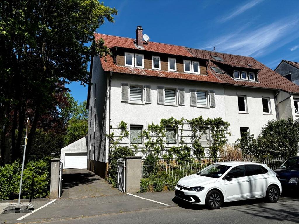 Einziehen und wohlfühlen: Helle 3-Zimmer-Wohnung für 1–2 Personen in stadtnaher Lage - Foto 1