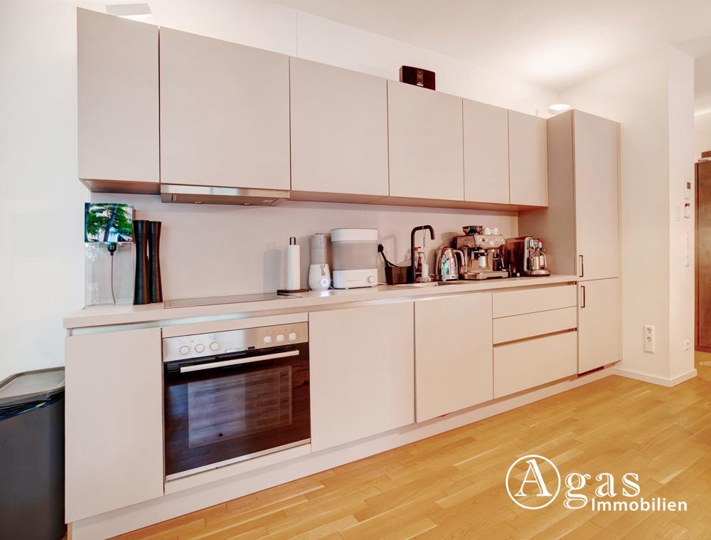 Wie ein Baumhaus! Gemütliche 2 Zimmer Wohnung mit ca. 70m², EBK, Concierge und Gym in Berlin-Mitte! - Photo 5