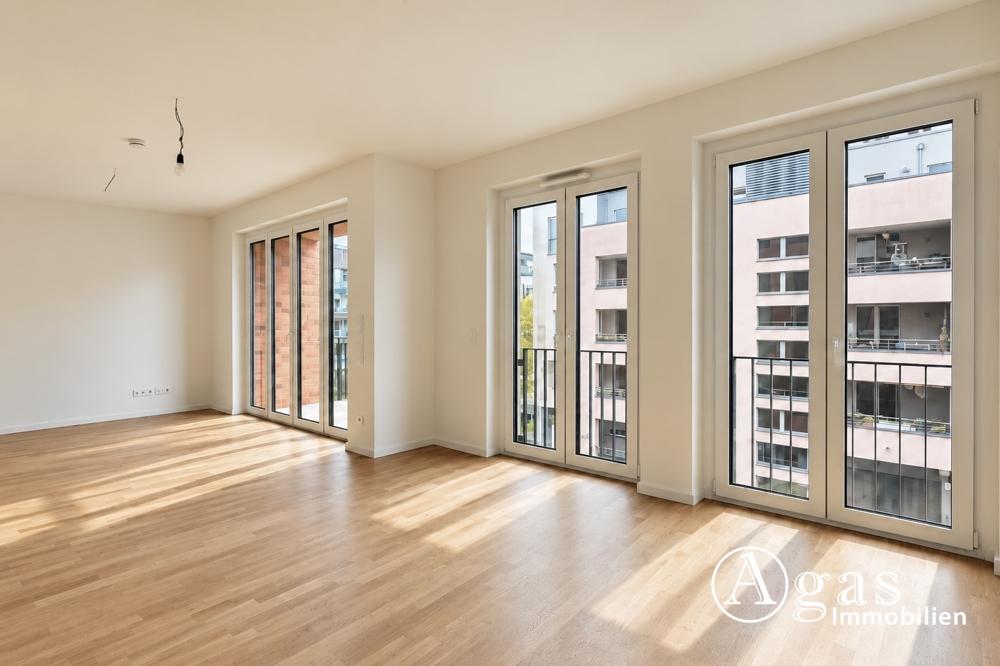2-Zimmer-Wohnung mit Balkon und Einbauküche auf der Halbinsel Stralau - Foto 1
