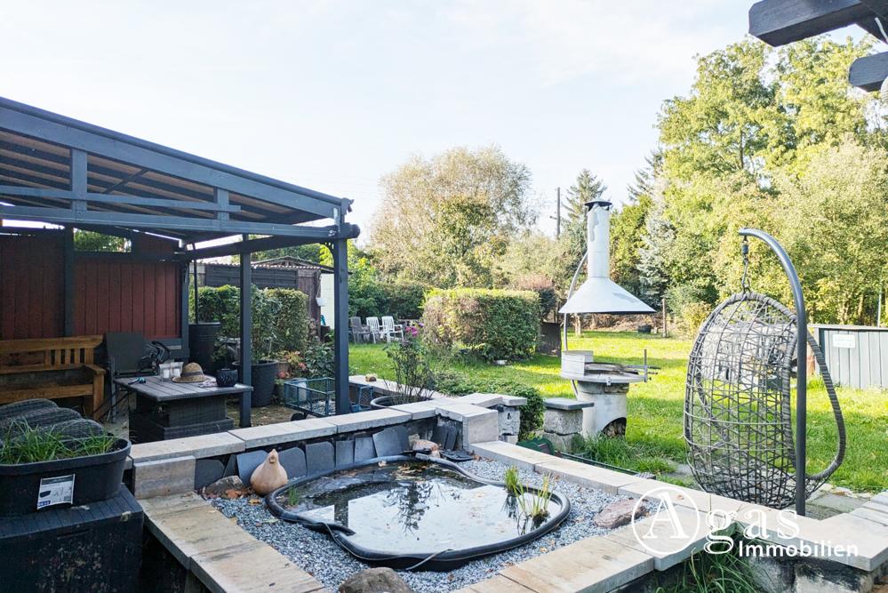 Garten mit Terrasse