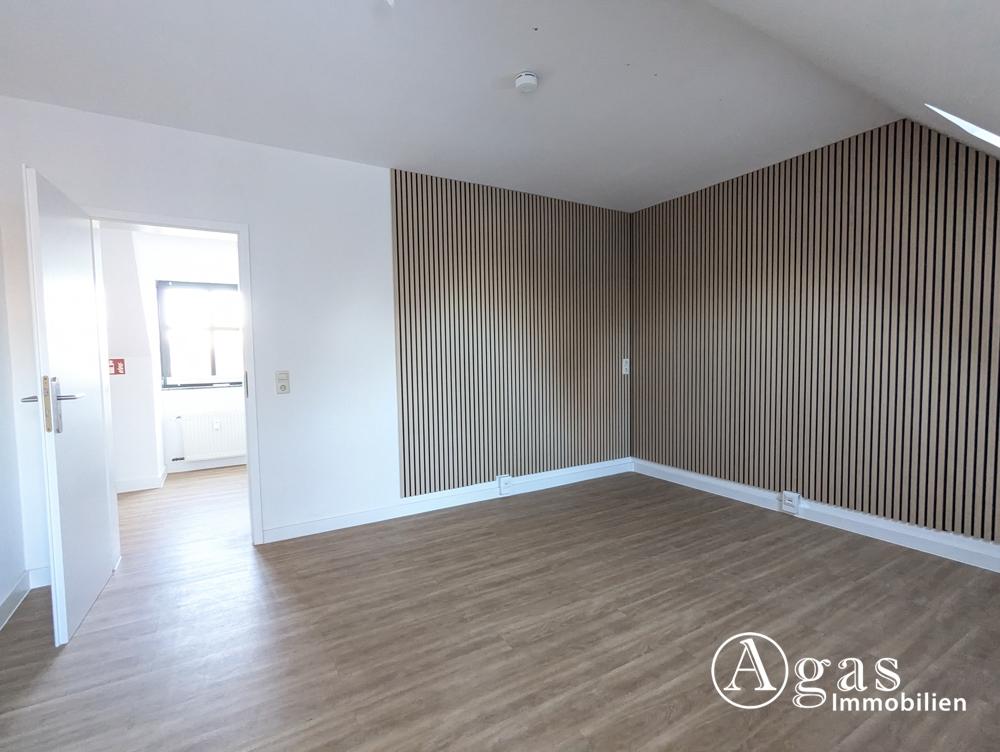 Großzügige 3-Zimmer-Wohnung in naturnaher Lage mit Gartenanteil - Foto 1