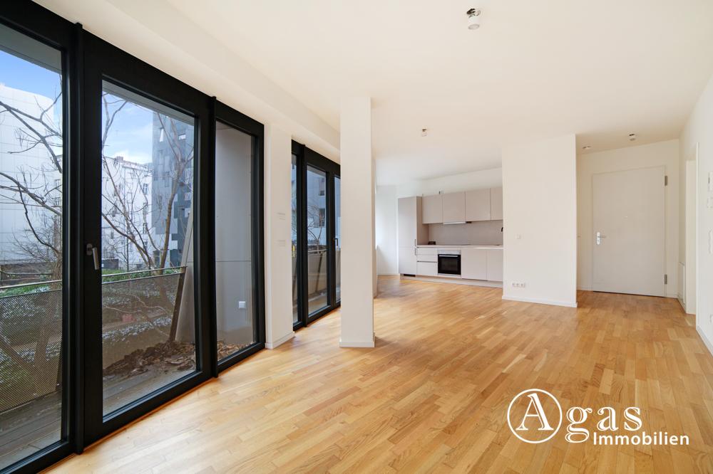 Großzügig geschnittene 2 Zimmer Wohnung mit ca. 78m², EBK und Balkon in Mitte! - Foto 1
