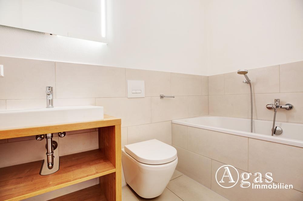 Toll geschnittene 4 Zimmer Wohnung mit ca. 102m², EBK und Balkon in Berlin-Mitte! - Foto 4