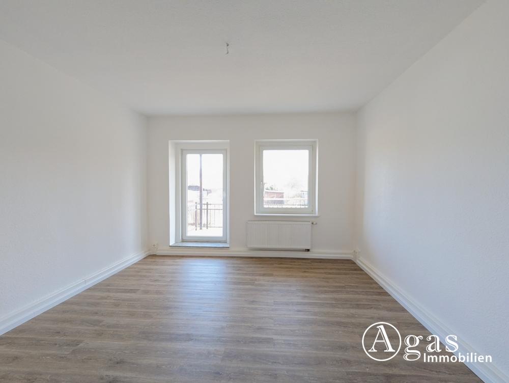 Schöne Etagenwohnung mit Balkon in Finow - Photo 1