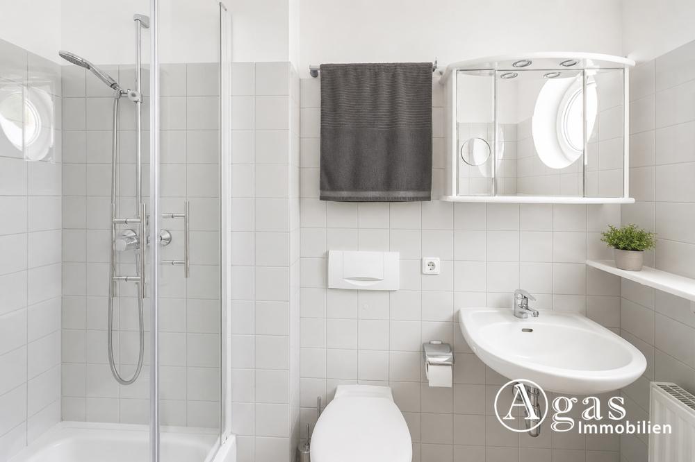In Seenähe: 1-Zimmer-Erdgeschosswohnung mit 2 Terrassen und TG-Stellplatz in Kleinmachnow - Foto 3