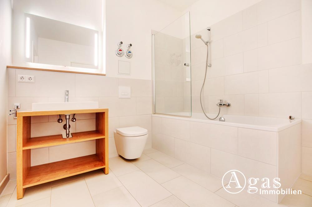 Gut geschnittene 2 Zimmer Erdgeschoss Wohnung mit ca. 52m², EBK und eigener Terrasse in Berlin-Mitte! - Photo 4