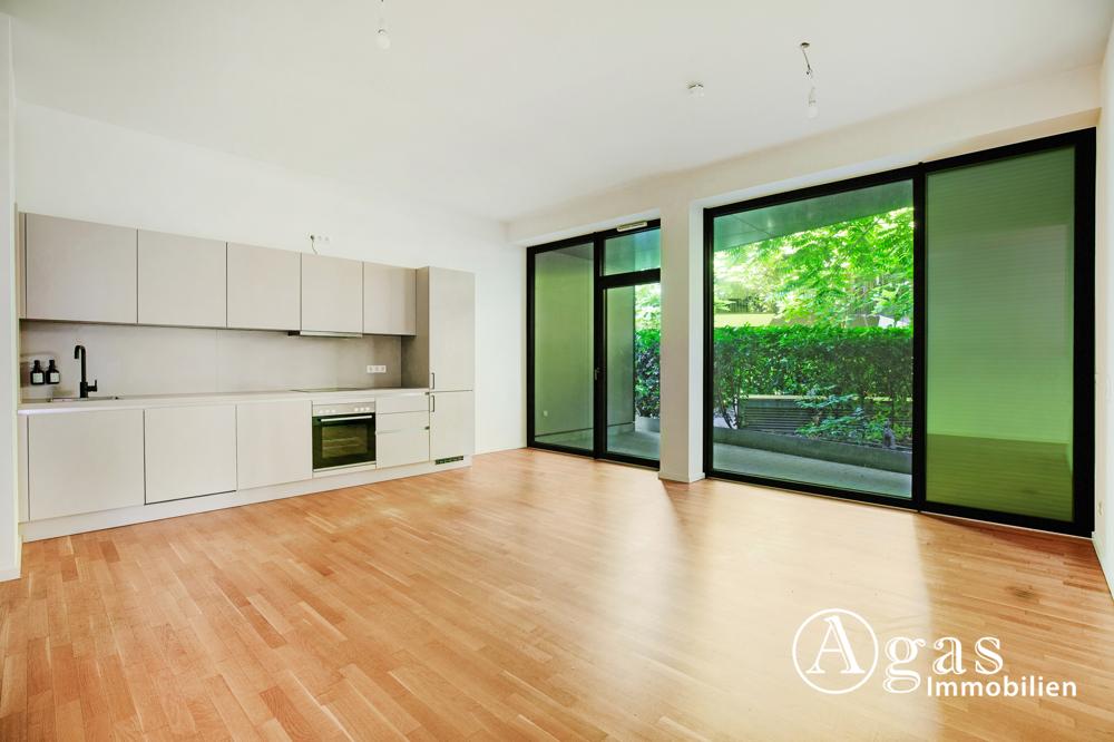 SCHÖN KÜHL TROTZ SOMMER! Großzügige EG 4 Zimmer Wohnung mit Terrasse, ca. 103 m² und EBK in Mitte! - Foto 2