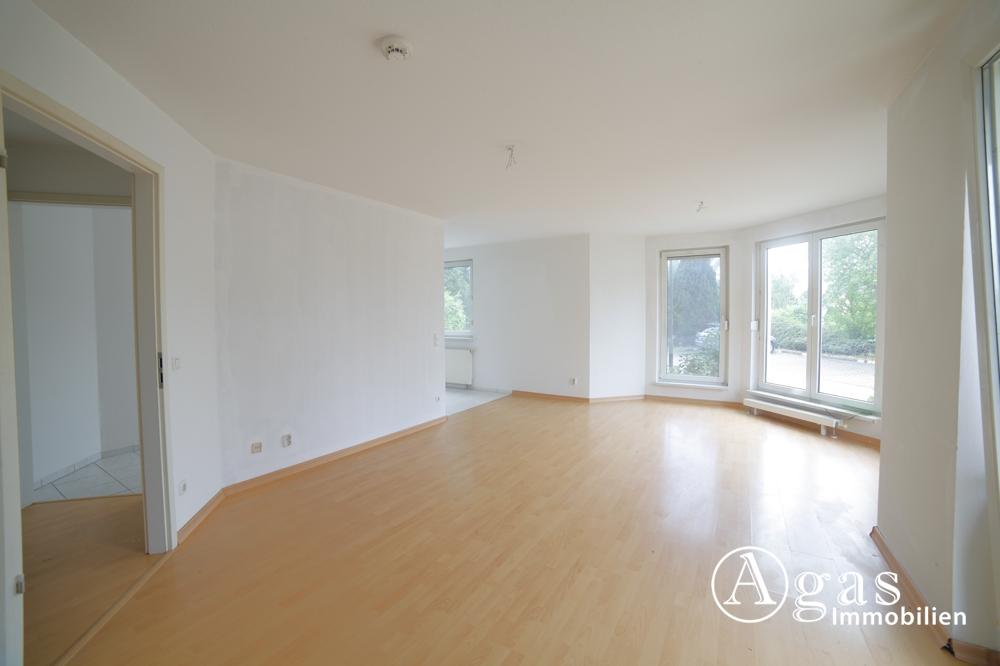 Lichtdurchflutete 3-Zi.-Wohnung mit Tiefgaragenstellplatz zu vermieten - Photo 4