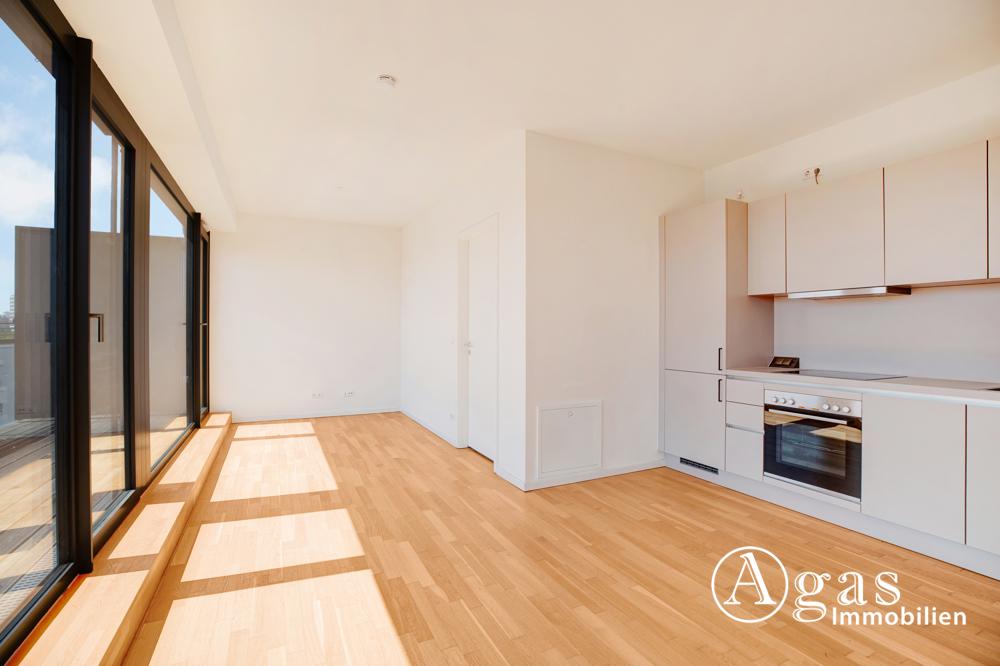 Lichtdurchflutete 2 Zimmer Wohnung mit ca. 67m², EBK und großem Balkon in Berlin-Mitte! - Photo 2