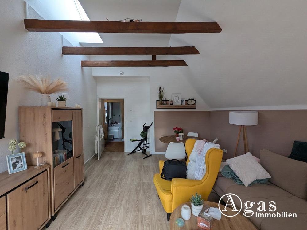 Zentral gelegene 4-Zimmer-Wohnung mit Balkon in Eberswalde - Photo 1