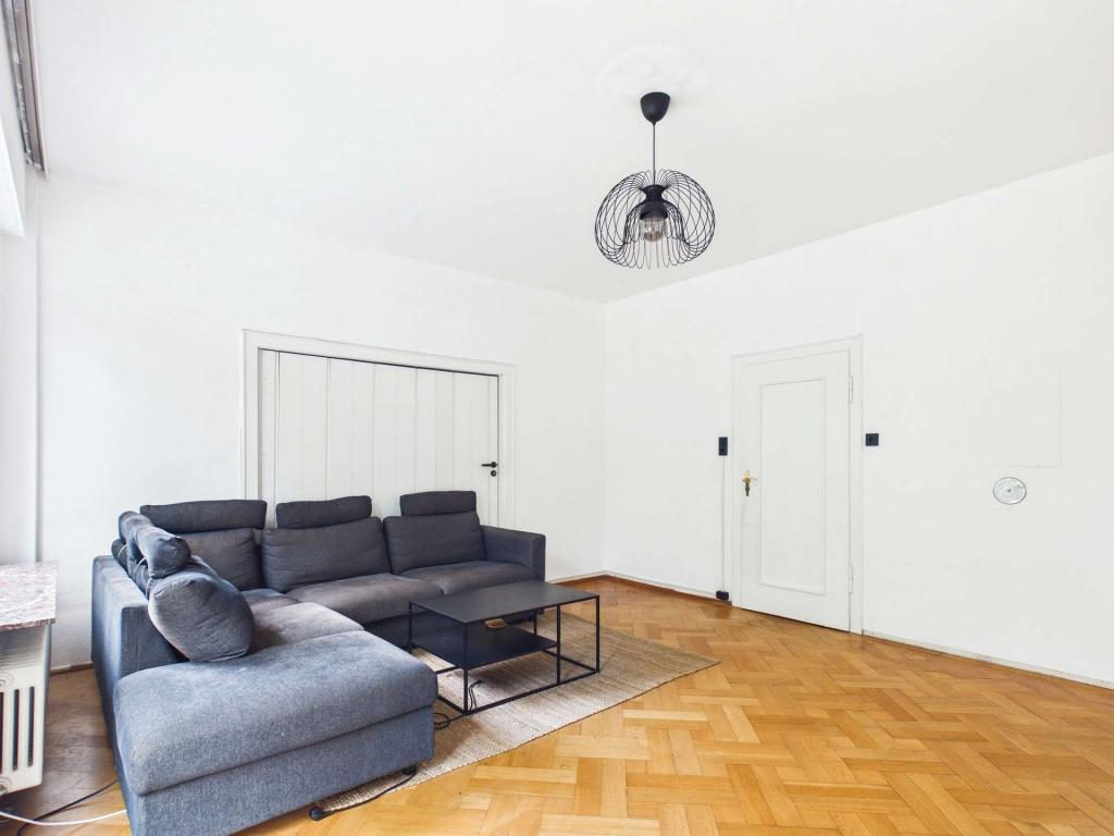 Die stilvollste WG in Stuttgart - Stadtvilla als WG-Konzept mit Terrasse & Garten - Photo 1