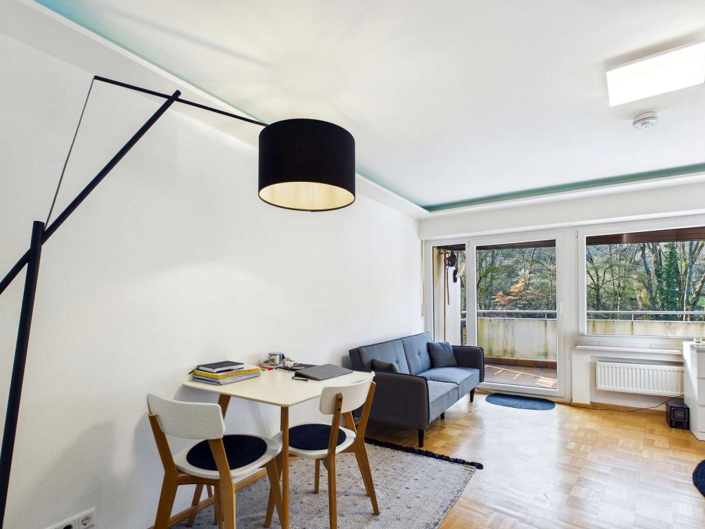 Moderne, möblierte 1-Zimmer-Wohnung für Pendler und Studenten – praktisch und komfortabel - Photo 1