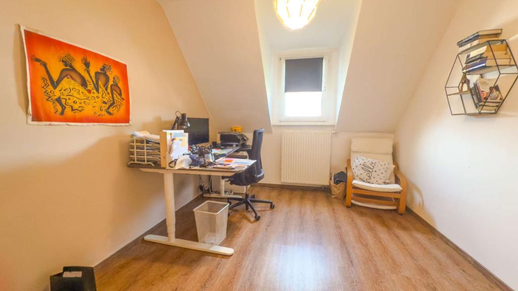 Zimmer 1 OG
