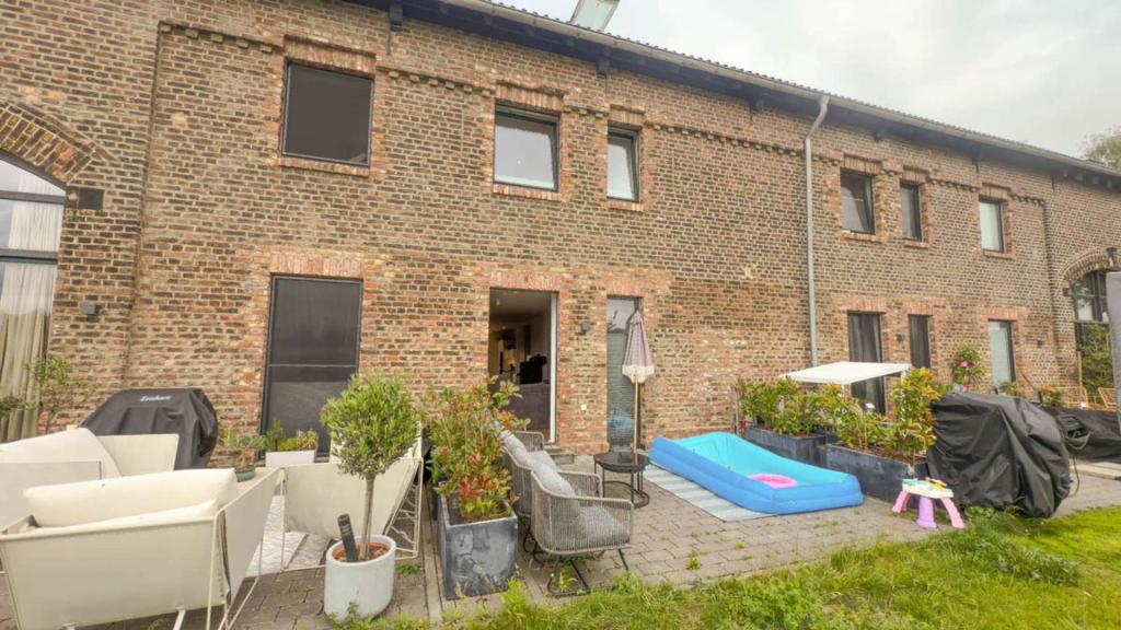 Terrasse zu den Feldern