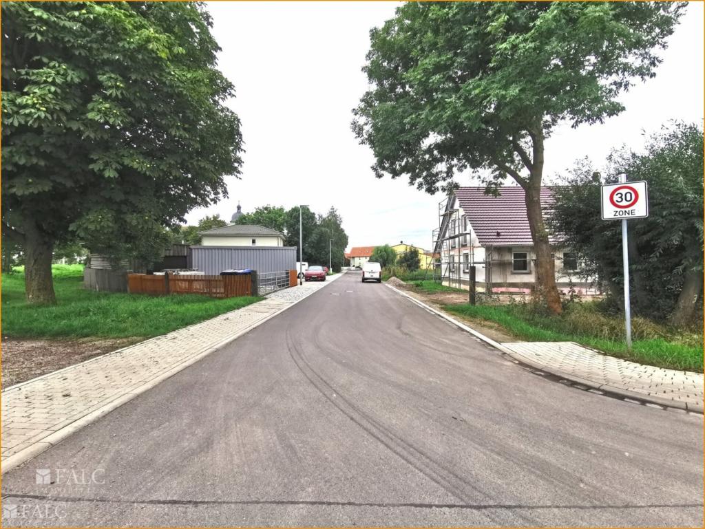 Straßenansicht