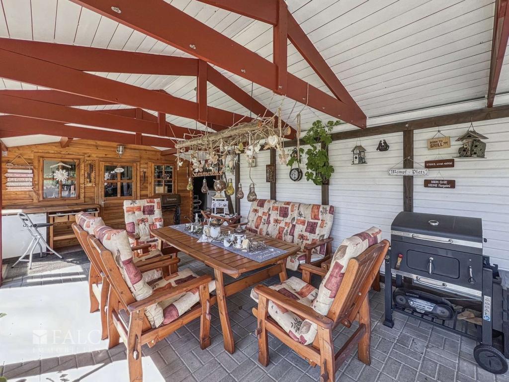 überdachte Terrasse