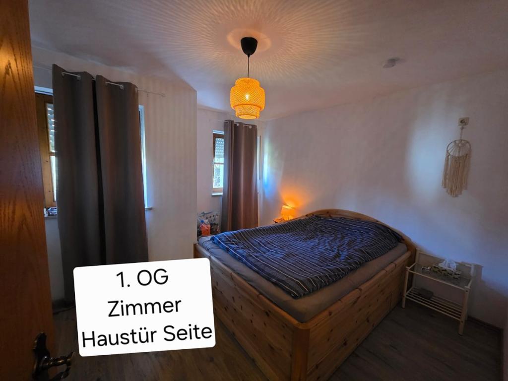 ruhiges 4-Zimmer-Reihenhaus mit Wintergarten, Kachelofen und EBK in Deggendorf - Photo 4