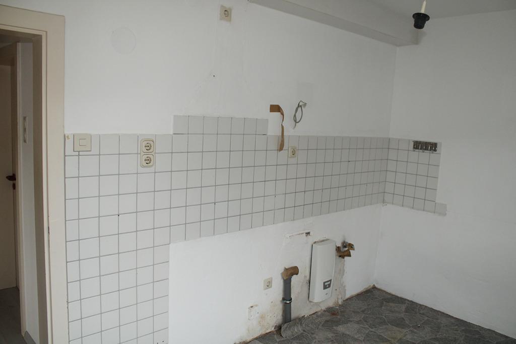 <h1 class="md:text-xl md:leading-6 mt-4 md:mt-10 lg:mb-6 mb-3 text-primary-500 font-semibold text-base leading-5"> Wohnung in Litzendorf </h1> - Foto 5