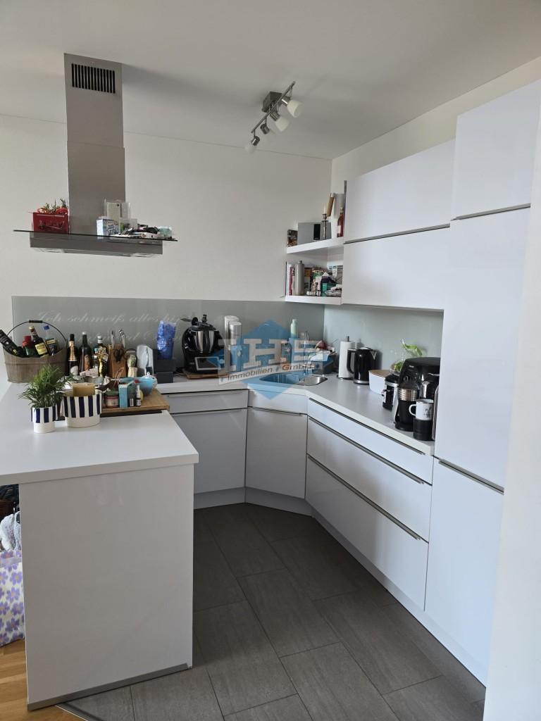 Großzügige und sonnige 3-Zimmer-Dachwohnung mit 2 Balkonen in Heimstetten - Foto 4
