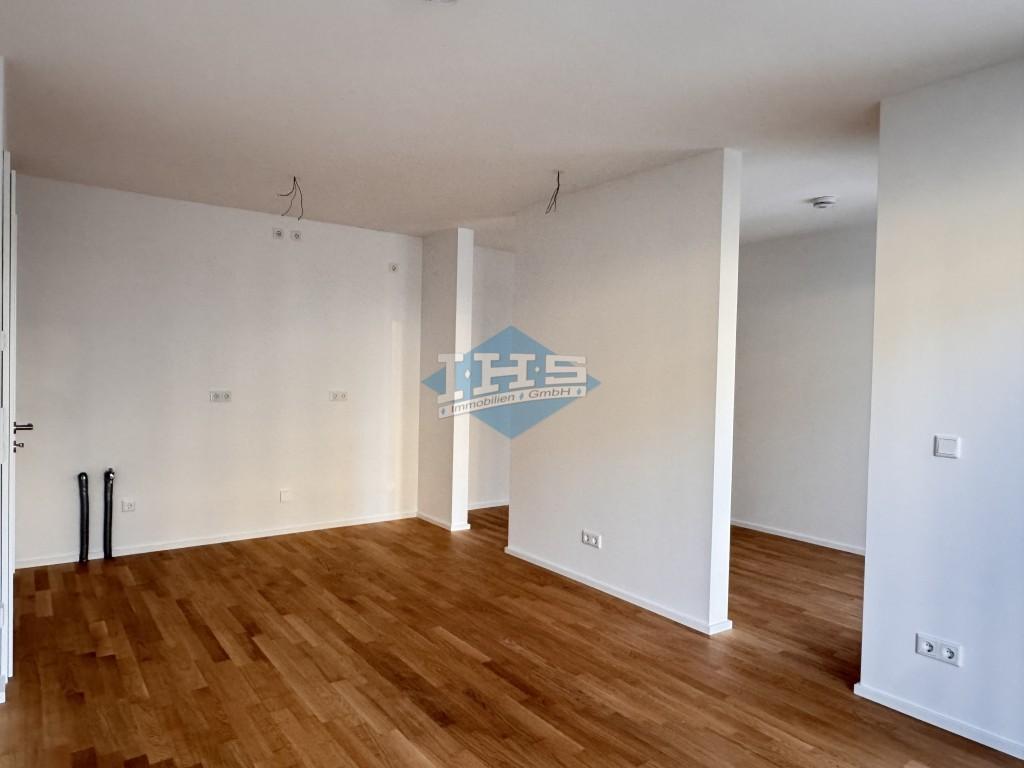 Geräumige 1,5-Zimmer-Wohnung mit EBK und Balkon am Schlosspark - Gauting - Foto 2
