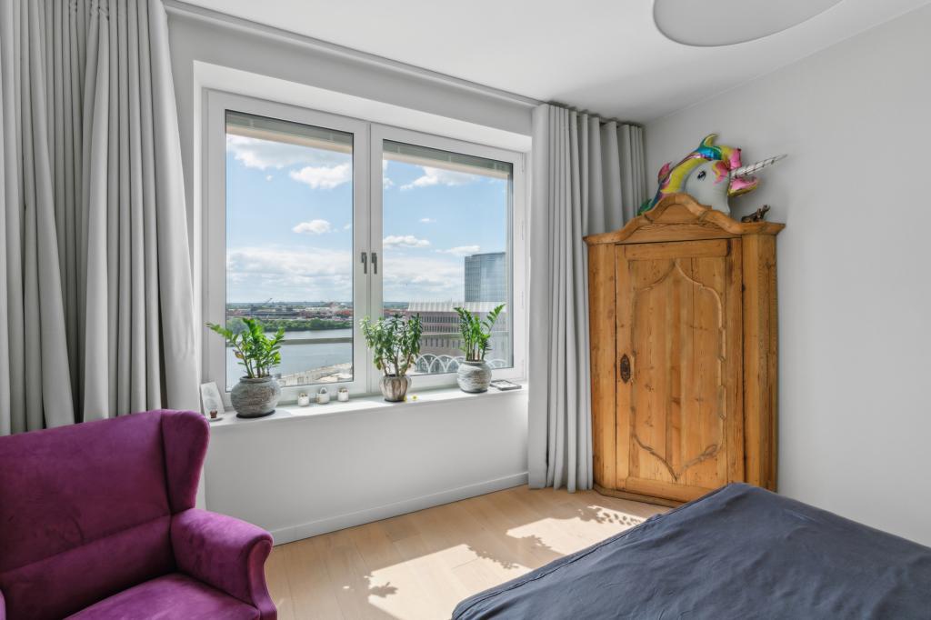 Schlafzimmer mit Elbblick
