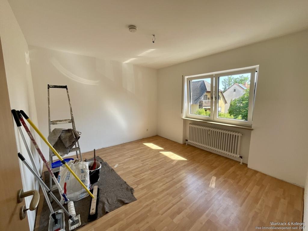 Herrliche 4-Zimmer-Wohnung mit großem Balkon und Gemeinschaftsgarten in Büchenbach - Photo 4