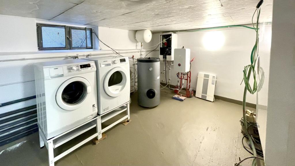 Wasch- und Heizungsraum