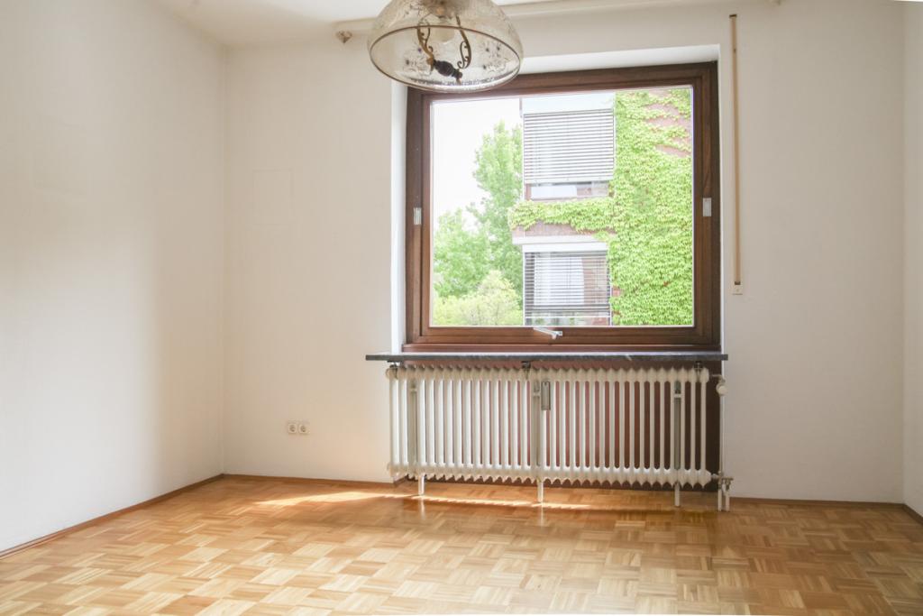 Büro/Kind EG links