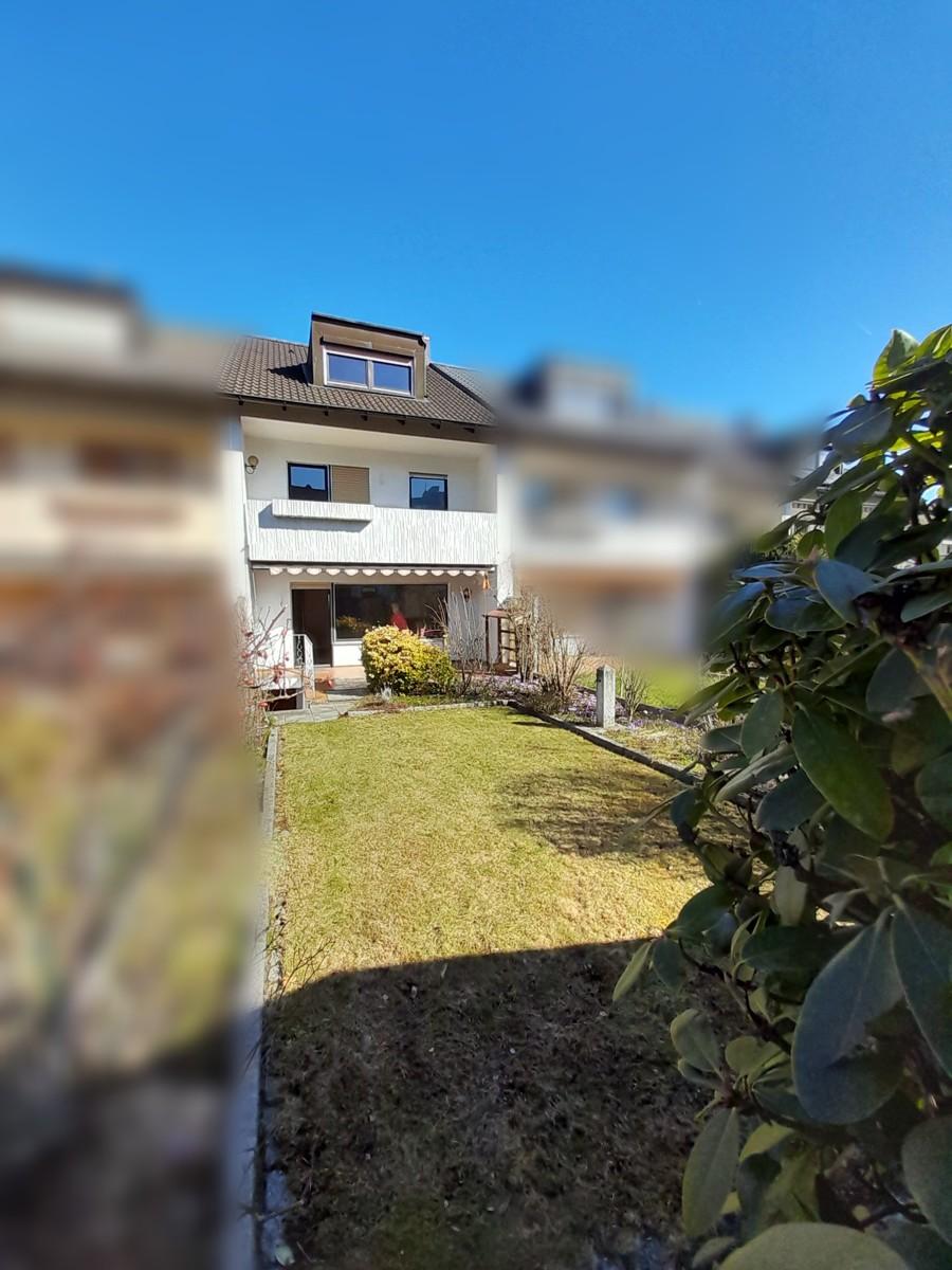 Hausansicht Gartenseite