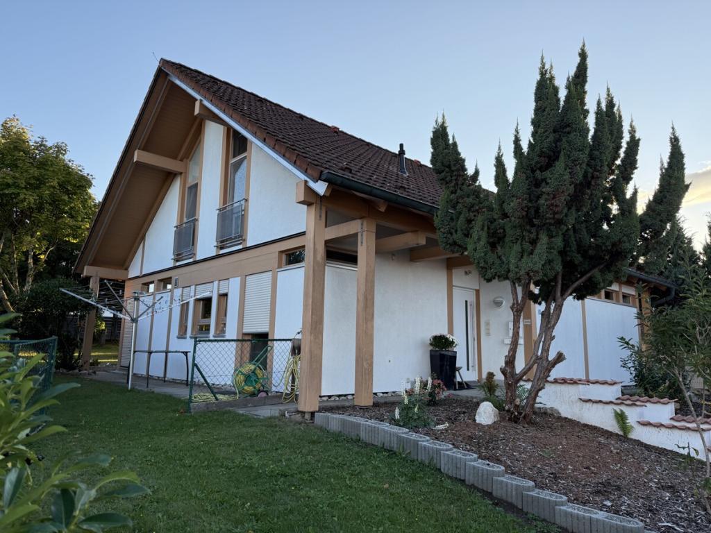 Außenansicht Wohnhaus
