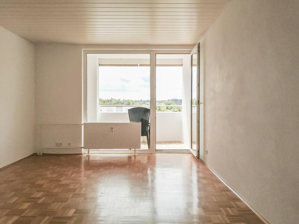 3-Zimmer--Wohnung mit Loggia und Tiefgaragenstellplatz - Nähe Kunigundendamm zu vermieten - Foto 1